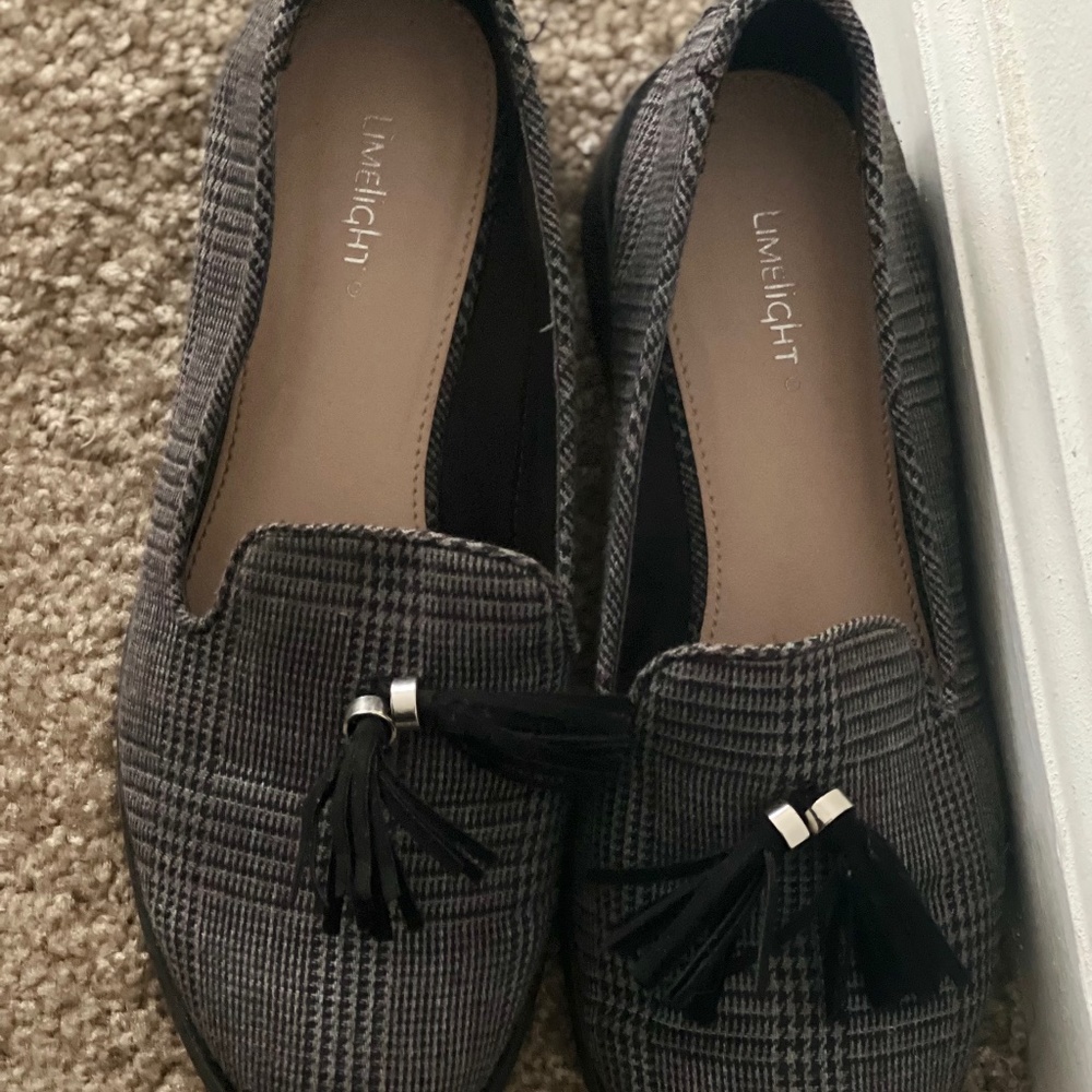 Casual shoes